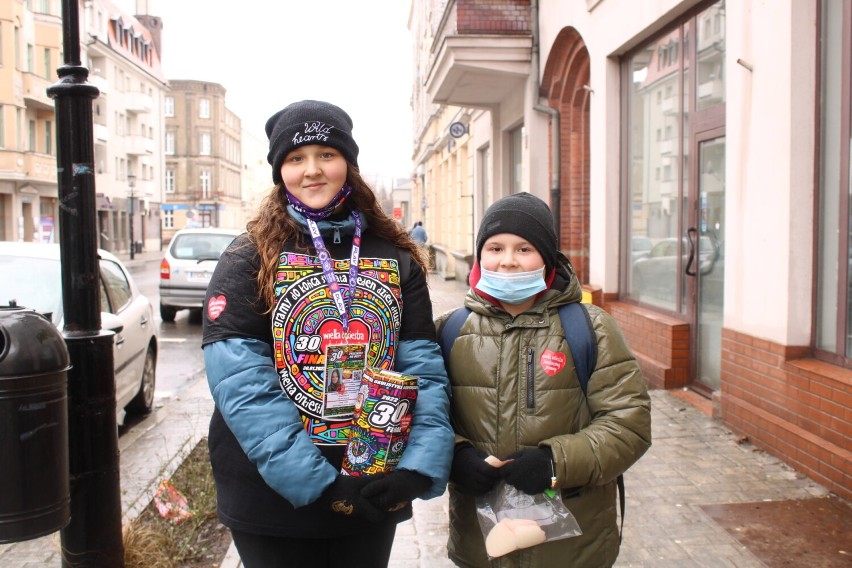 WOŚP Gniezno. Wolontariusze zbierają środki na leczenie dzieci