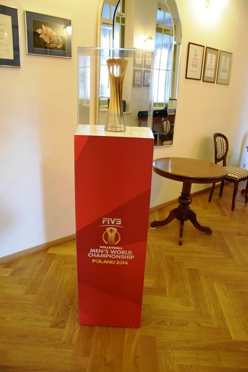 Siatkarskie trofeum mistrzostw świata w Bielsku-Białej! [ZDJĘCIA]