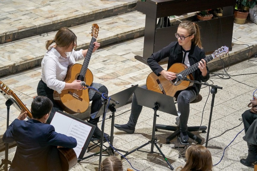 Koncer kolędy w wykonaniu uczniów PSM w Wejherowie