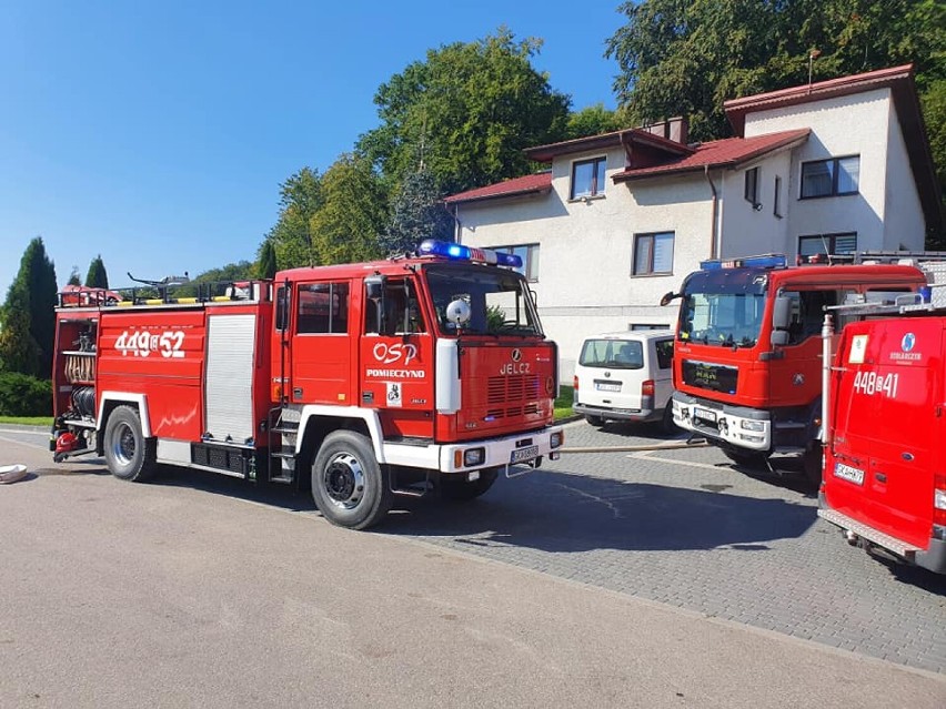 Pożar w Kczewie - palił się kurnik. Straty oszacowano na 100 tys. zł