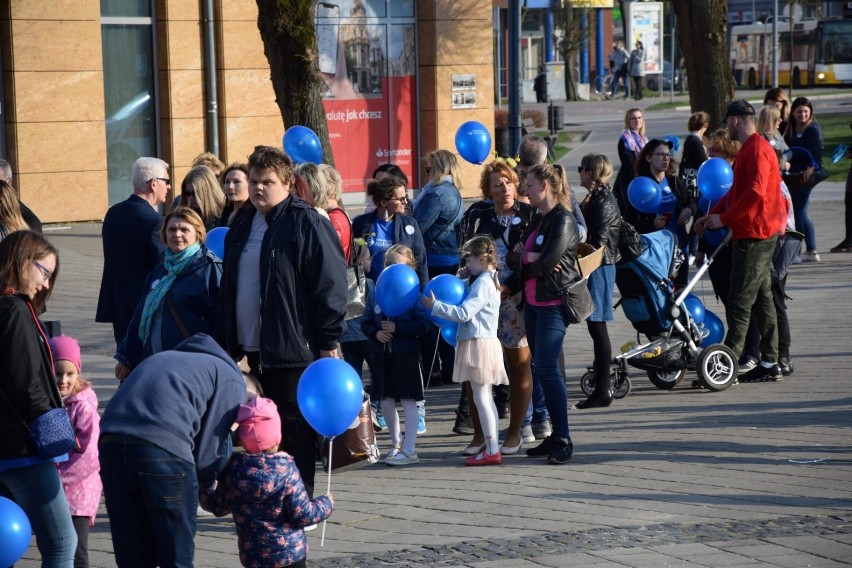 Duży rozmach i powodzenie obchodów Dni Autyzmu w Lęborku. Dzięki "Niebieskiemu Skarbowi"