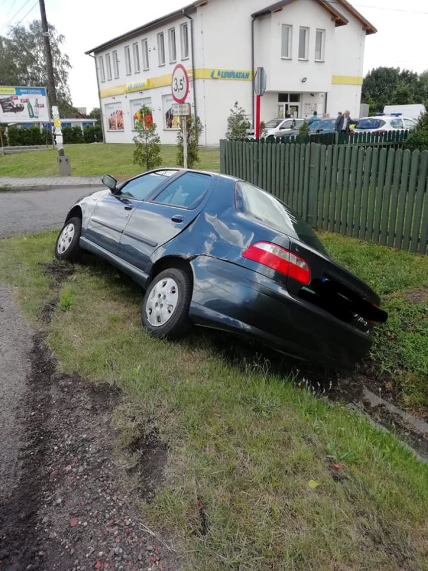 Dwa auta zderzyły się na na ulicy Jastrzębskiej w...