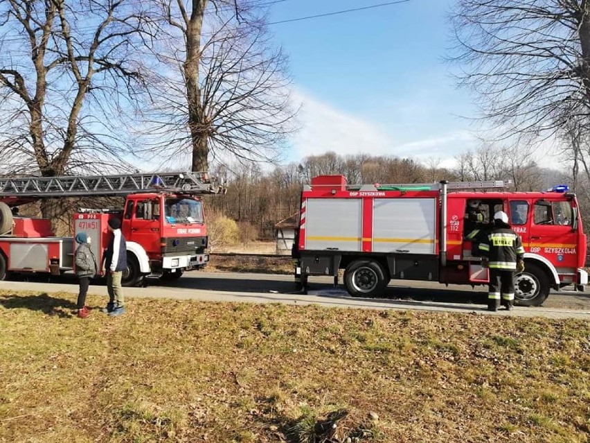 Pożar w Leśnej. Spłonęła suszarnia drewna      