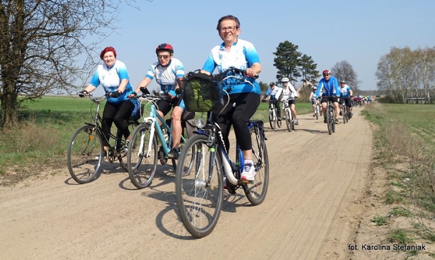 W Skokach odbył się VIII Rajd Rowerowy w Nieznane. W wydarzeniu wzięło udział ponad stu rowerzystów. ZDJĘCIA