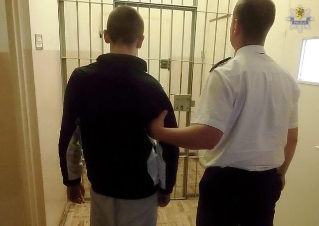 Za wymuszenie rozbójnicze mężczyźni mogą trafić do więzienia nawet 10 lat