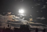 Tak wyglądała Pełnia Koźlego Księżyca w Tarnowie. To była bardzo jasna noc!