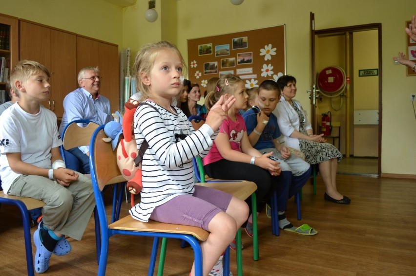 Szpital Kliniczny 1 w Zabrzu dostał Bajkowóz od Fundacji...