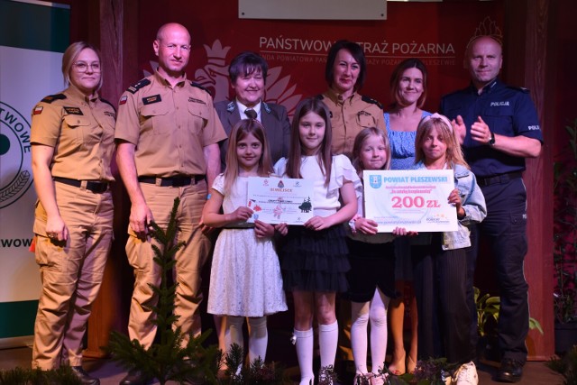 Na terenie Ośrodka Kultury Leśnej w Gołuchowie odbył się VIII Przegląd Twórczości Dziecięcej „Ze sztuką bezpieczniej”. 30 maja 2023 roku laureaci odebrali nagrody
