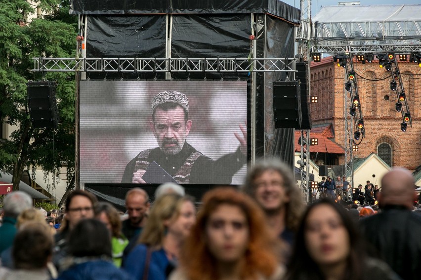 Szalom na Szerokiej przyciągnął tłumy krakowian. Zobacz jak bawili się na finale Festiwalu Kultury Żydowskiej