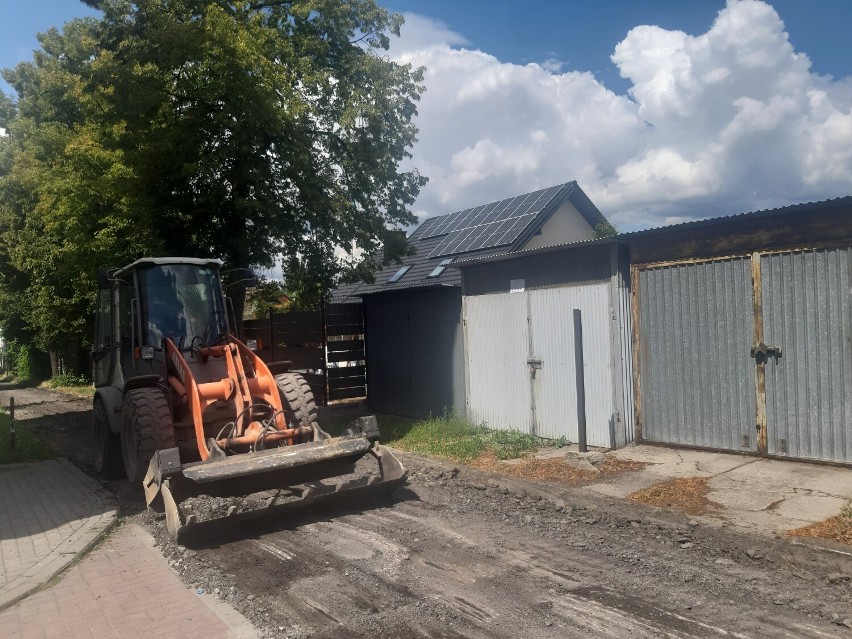 Gruntowny remont ul. Lipowej w Radomsku. Prace trwają na odcinku między ul. Skoczyńskiego i Rolną