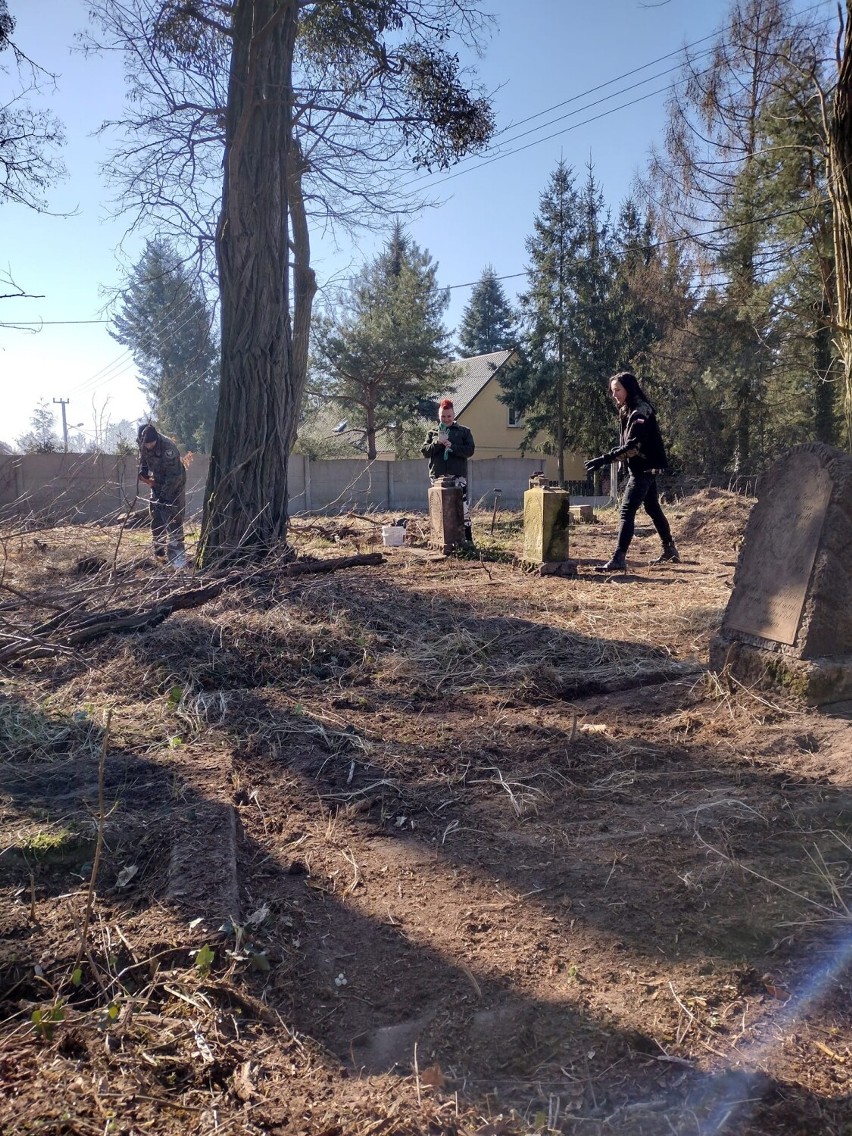Odnowiono dawny cmentarz ewangelicki w Potrzanowie pod Skokami