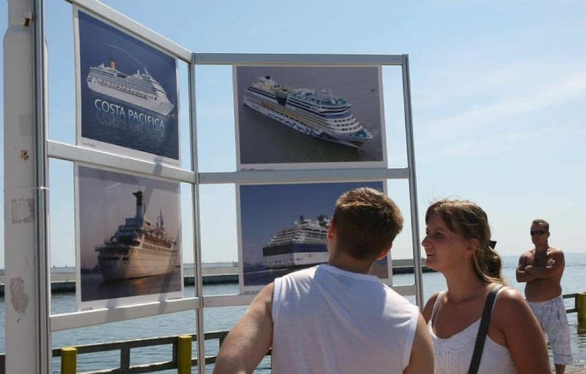 Odsłonięcie pamiątkowej tablicy "Mariny" w Gdyni.