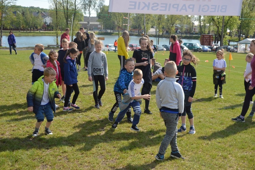 Ponad 300 dzieci i dorosłych wzięło udział w IX Biegu Papieskim w Mściszewicach - ZDJĘCIA, WIDEO cz. 1