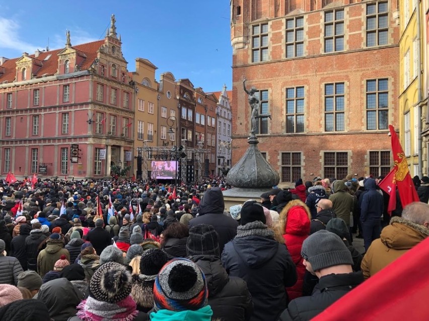 Tysiące mieszkańców żegna Prezydenta Gdańska - 19.01.2019