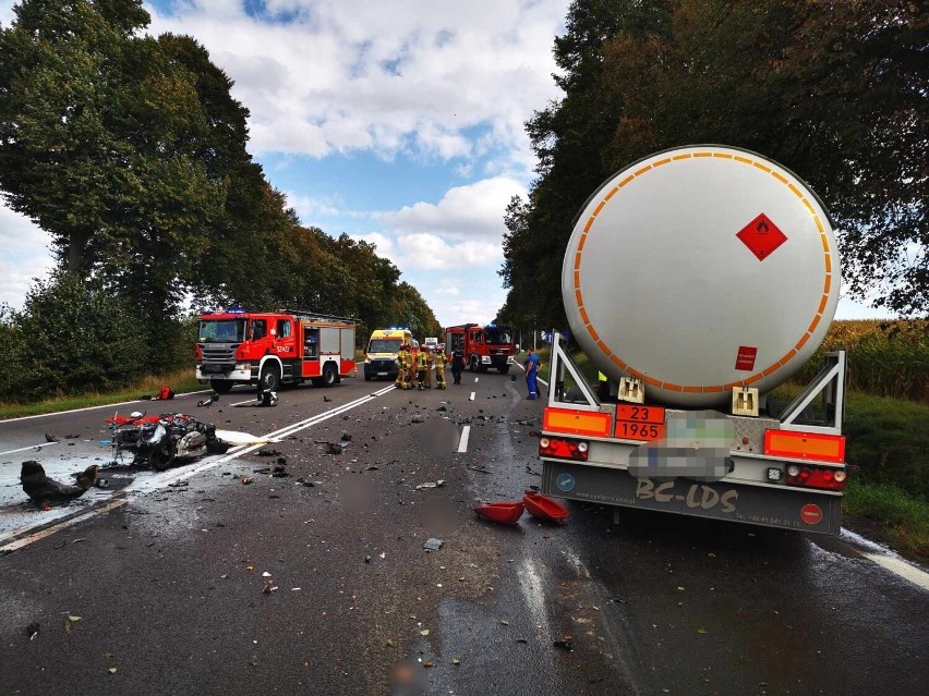 Tragiczny wypadek na DK 94 w miejscowości Gwizdaj. Nie żyje motocyklista [NOWE ZDJĘCIA, WIDEO]