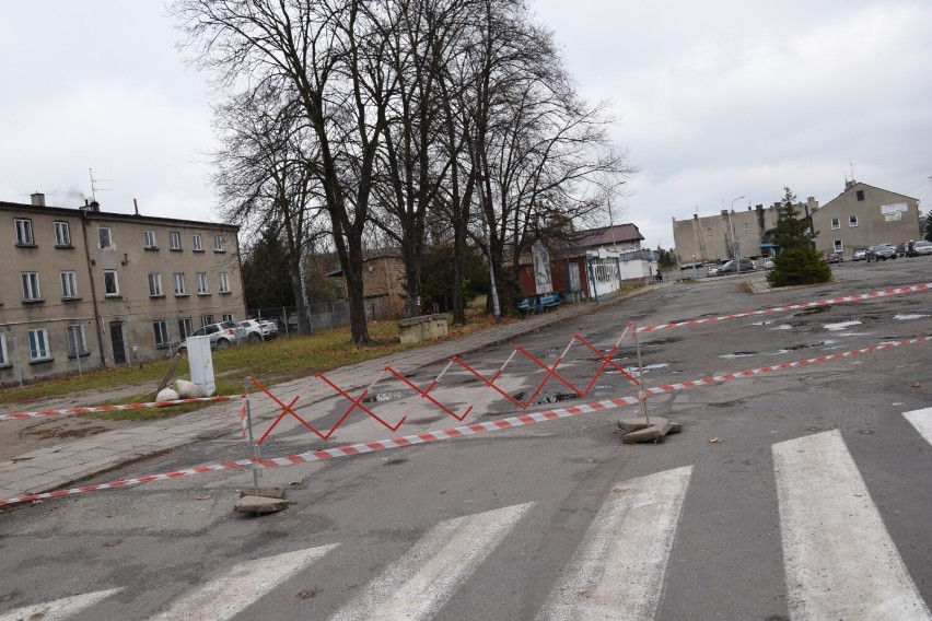 Nowy blok przy Juliusza w Zduńskiej Woli. Co się dzieje na placu budowy?