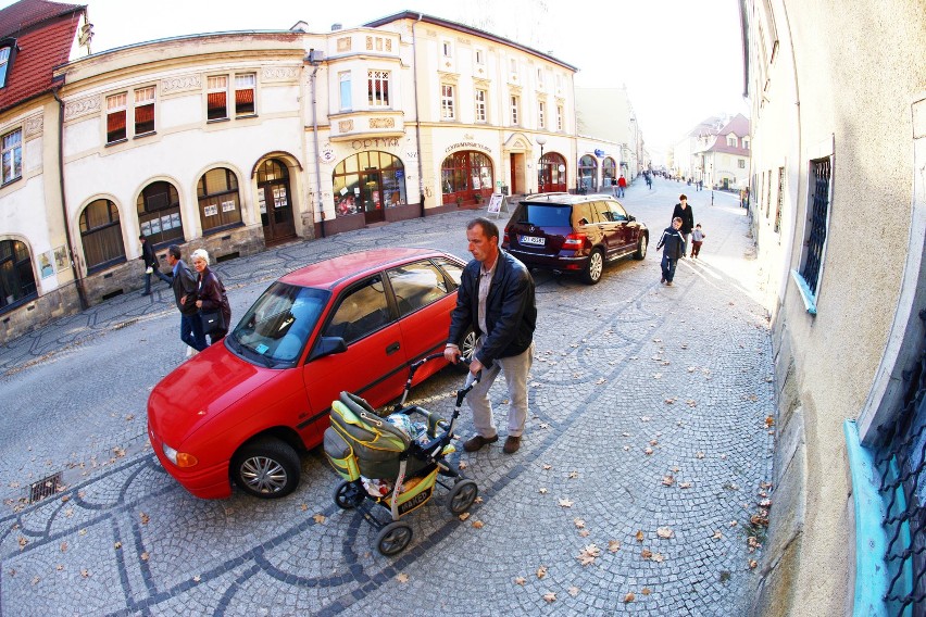 Jelenia Góra: Łamanie zakazu wjazdu w centrum miasta  (ZDJĘCIA)