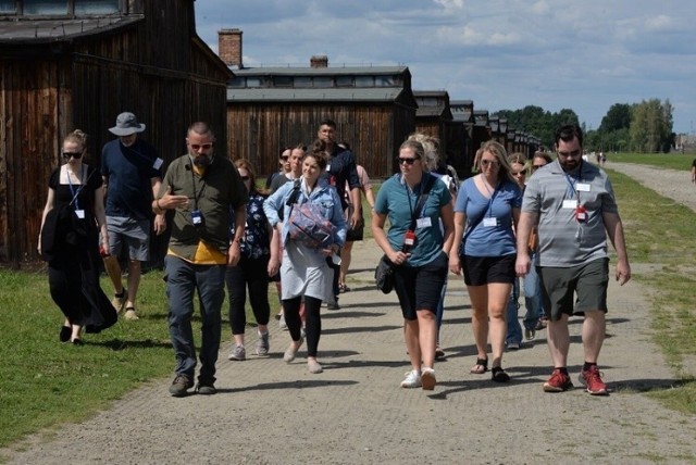 Tereny byłego niemieckiego obozu Auschwitz-Birkenau odwiedziło do końca maja tego roku pół miliona osób. Do końca roku ta liczba może sięgnąć 1,7 mln