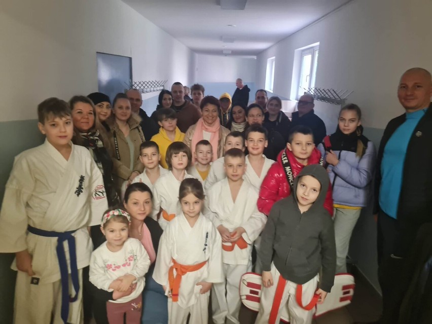 Dwanaście medali młodych zawodników Szczecineckiego Klubu Karate Kyokushin