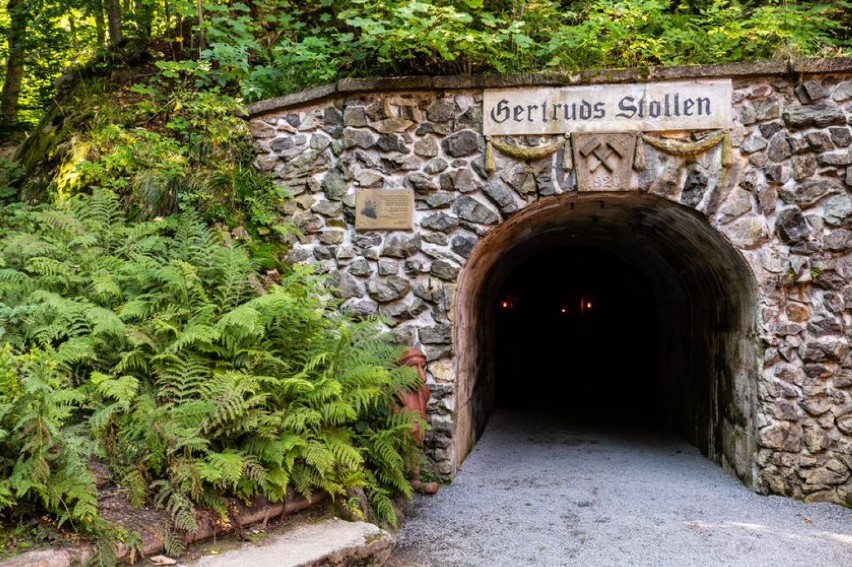 Wejście do sztolni Gertruda znajdującej się w kopalni w...