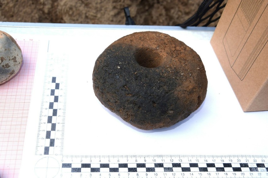 Artefakty znalezione przez archeologa Oktawiana...