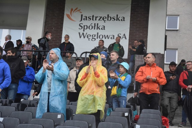 Dobre nastroje kibiców GKS szybko zmieniły się w smutek i złość.