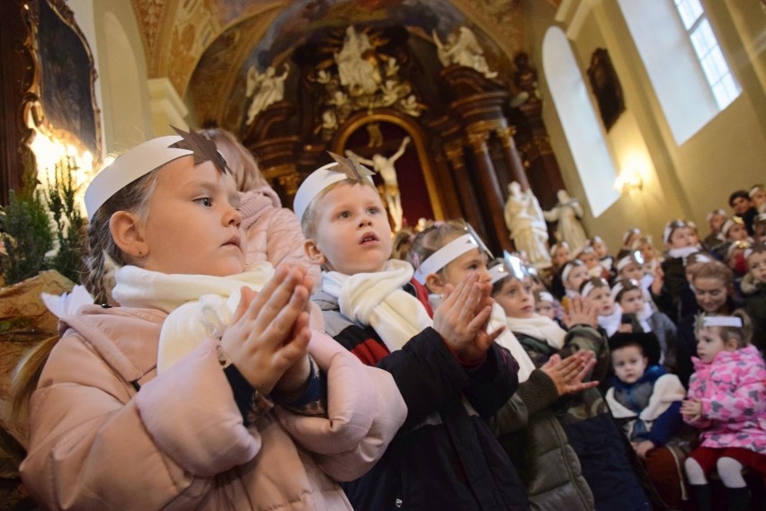 ZOBACZ: Koncert kolęd i pastorałek w kościele Franciszkanów...