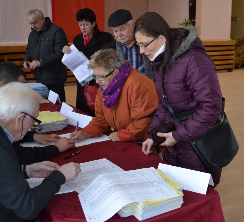 Wybory samorządowe 2014 Malbork. Tak głosowali malborczycy [ZDJĘCIA, FREKWENCJA]