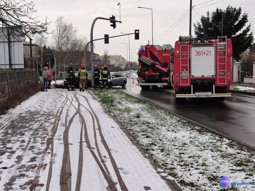 Zderzenie na skrzyżowaniu ulicy Kapitulnej z ulicą...