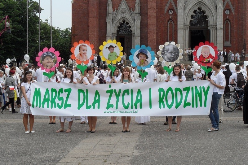 Częstochowa: Marsz dla Życia i Rodziny 2013