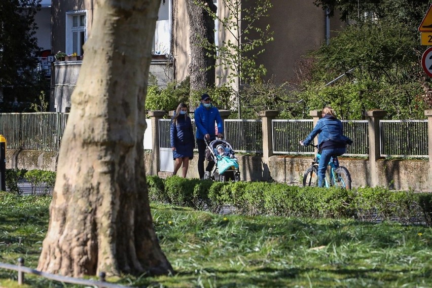 Od poniedziałku wejdziemy do parków i lasów. Tak wyglądał ostatni dzień z zakazem w Szczecinie