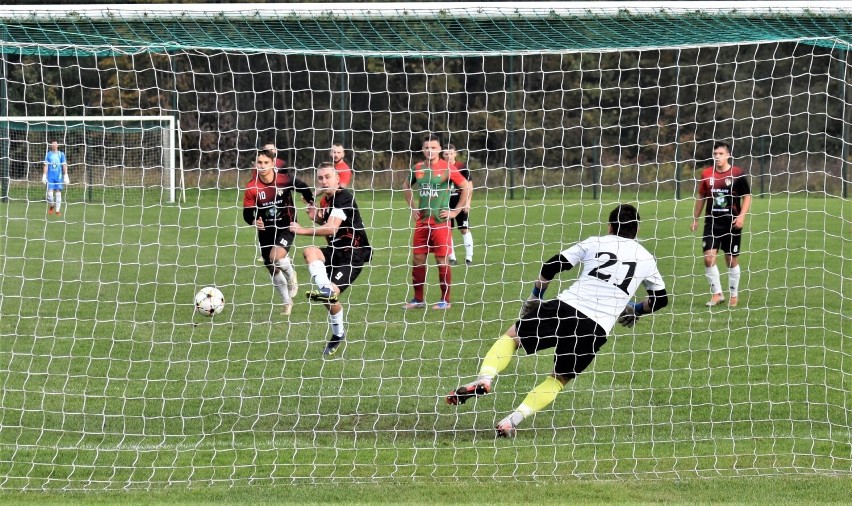 Klasa Okręgowa, Oświęcim: LKS Rajsko - LKS Gorzów 1:4.