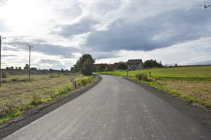  Droga Pszenno-Miłochów jak nowa. Przebudowa kosztowała blisko 630 tys. złotych!