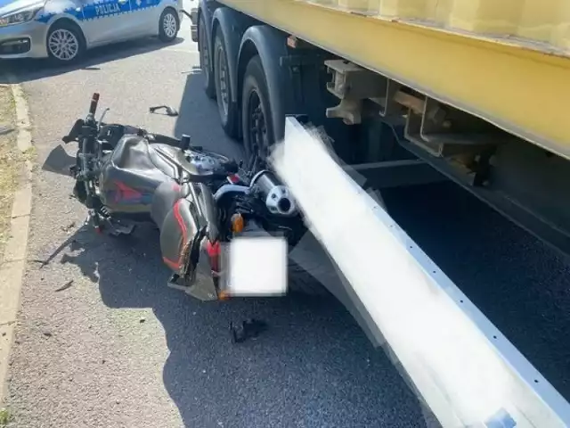 Wypadek z udziałem motocyklisty pod Świebodzinem.