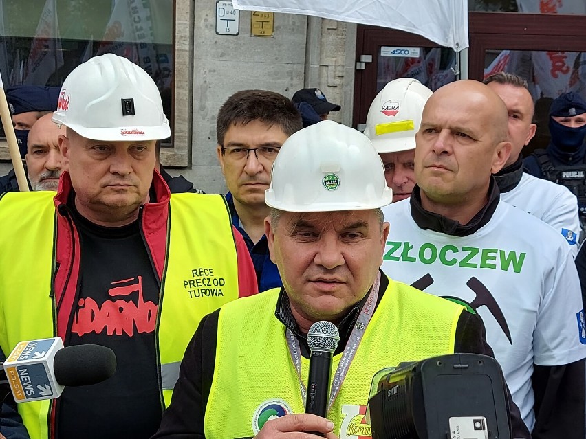 Górnicy i energetycy z Bełchatowa na proteście we Wrocławiu...