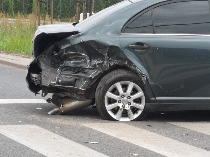 Wypadek na ul. Chełmińskiej w Grudziądzu. Zderzyły się dwa samochody