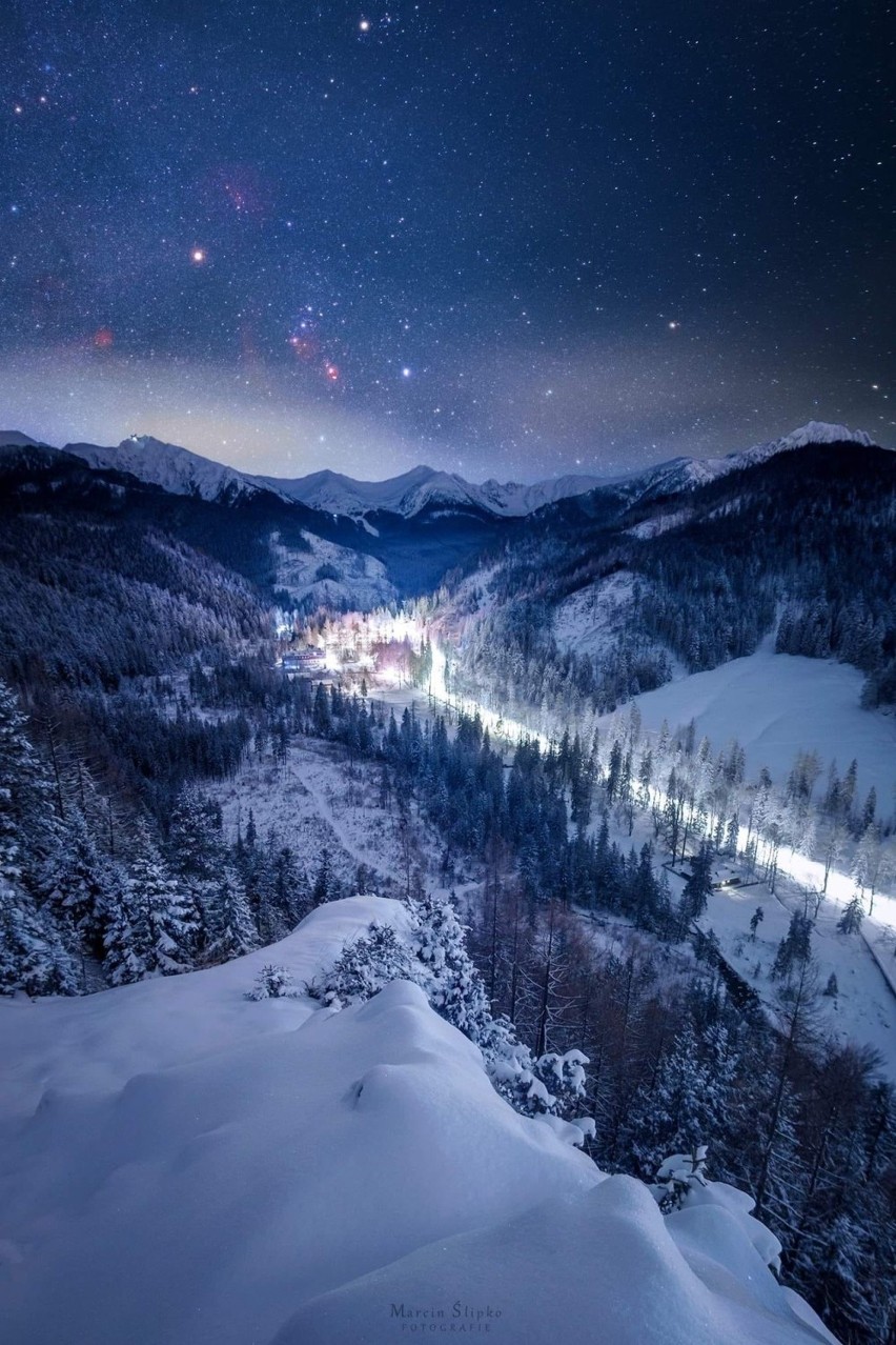 Nocne ujęcie widoku na Tatry i Kuźnice wykonał pan Marcin...