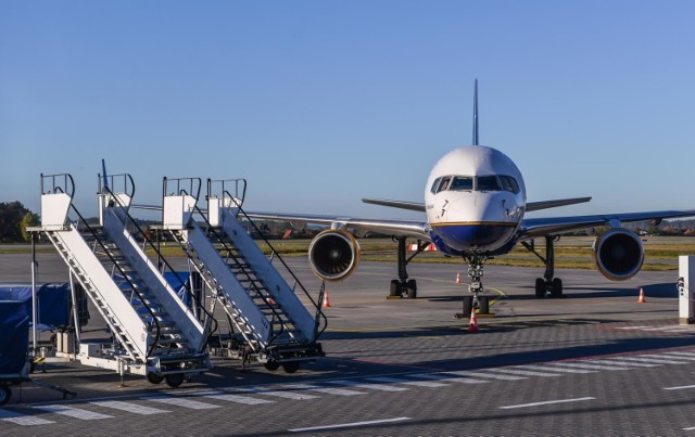 BOEING 757-200 LINII ICELANDAIR na płycie gdańskiego lotniska