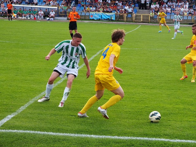 Stal Kraśnik-Izolator Boguchwała 3:1.