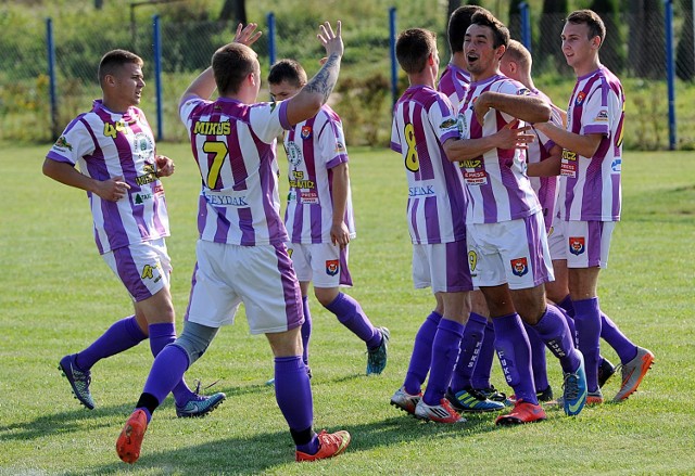 Piłkarze z Wielowicza do przerwy prowadzili w Wierzchucinie 2:0, jednak mecz zakończył się podziałem punktów.