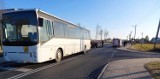 Śmiertelny wypadek w Romanowie z udziałem autobusu szkolnego. Były w nim dzieci ZDJĘCIA