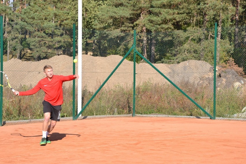 Tenis cieszy się w Lipnie coraz większym zainteresowaniem! Zakończono lipnowską ligę tenisową 2022 [zdjęcia]