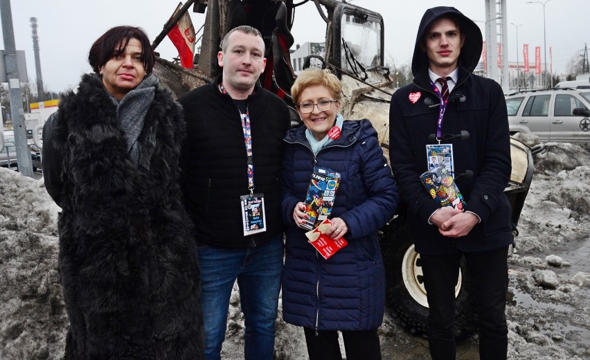 WOŚP 2019 w Bełchatowie. Orkiestra gorących serc znowu głośno zagrała [ZDJĘCIA]