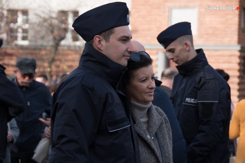 Katowice: Uroczyste ślubowanie 102 policjantów [ZDJĘCIA, WIDEO]