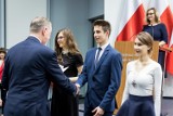 Troje wspaniałych z Bydgoszczy. Uczniowie nagrodzeni stypendiami przez ministra [zdjęcia]