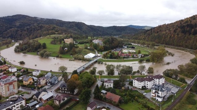 Rzeka Poprad w Muszynie 14 października 2020 r.