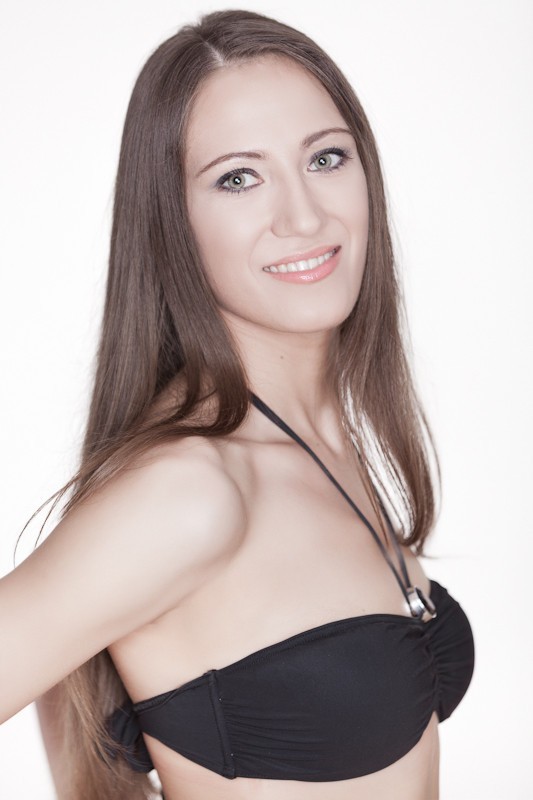 Katarzyna Kania walczy o tytuł Miss Polski 2012 [PLEBISCYT I ZDJĘCIA]