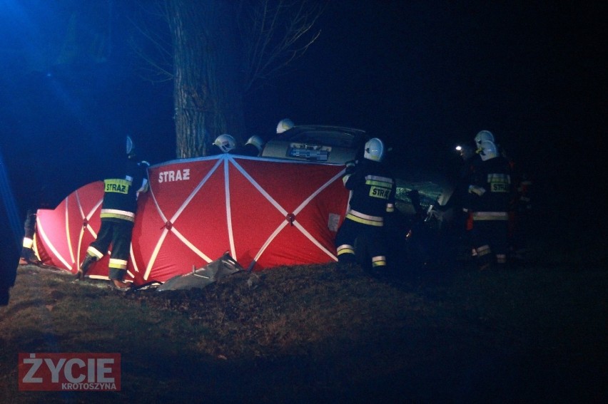 Wypadek na trasie Smolice-Rogożewo. Nie żyją dwie osoby [ZDJĘCIA + FILM]             