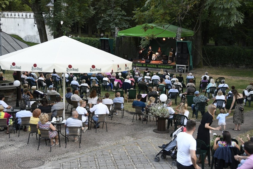 The Beatlmen porwał publiczność w ogrodzie Pałacyku Zielińskiego w Kielcach. Było fantastycznie. Zobaczcie [ZDJĘCIA]