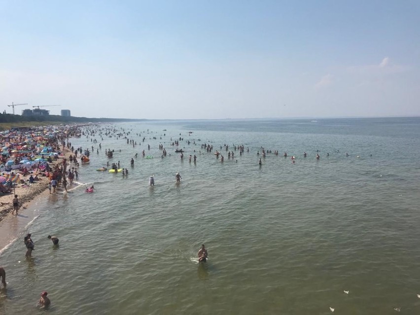 W weekend cały Szczecin pojechał nad morze? Tak wyglądała plaża w Międzyzdrojach